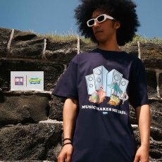 画像1: 【ラストLのみ】IRIE by irielife(アイリー バイ アイリーライフ) × SPONGEBOB “CHILL OUT TEE” (1)