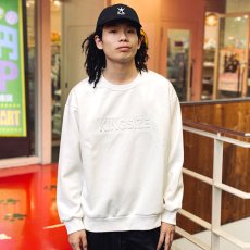 画像1: KINGSIZE（キングサイズ）“KING EMBOSS CREWSWEAT” (1)