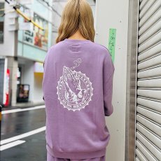 画像11: BUDS（バッズ） “SMOKING HAND PIGMENT CREW SWEAT” (11)