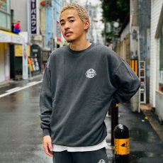 画像12: BUDS（バッズ） “SMOKING HAND PIGMENT CREW SWEAT” (12)