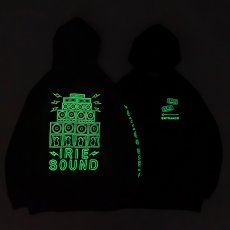 画像12: IRIE by irielife(アイリー バイ アイリーライフ) “NEON SOUND SYSTEM HOODIE” (12)