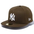 画像1: NEWERA（ニューエラ）“59FIFTY ニューヨーク・ヤンキース ブラウン × ホワイト” (1)