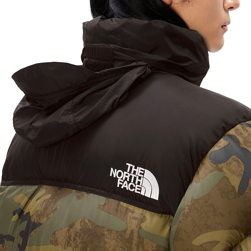 ラストXLのみ】THE NORTH FACE（ザノースフェイス）“NOVELTY NUPTSE